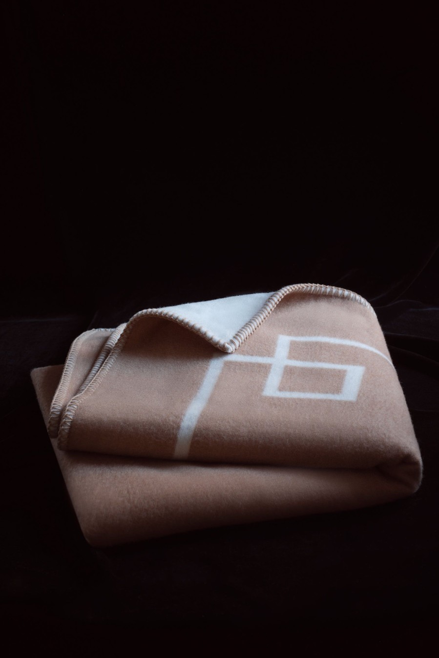 Homeware Emilia Wickstead | Roma Geometric Detail Blanket In Ivory & Camel Wool